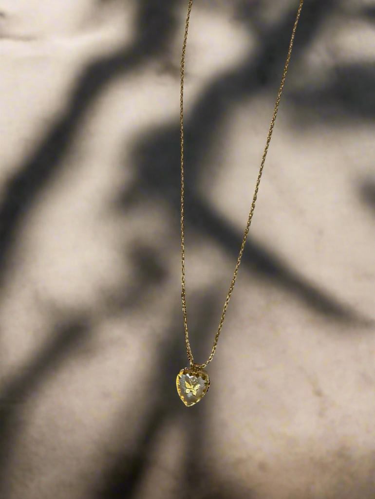 Alas de Amor Necklace - Oreja Linda