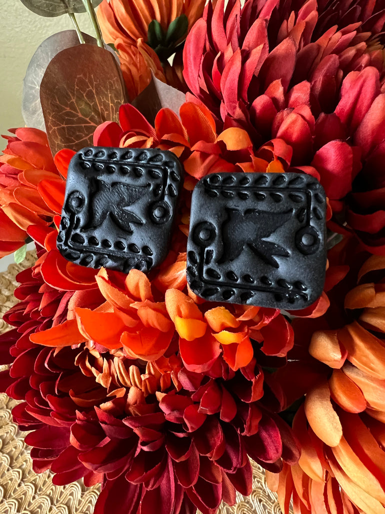 Golondrina Negra- Mexican Tile - Oreja Linda