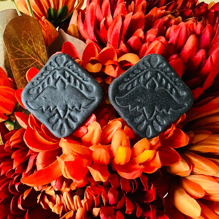 Paloma Negra - Mexican Tile - Oreja Linda