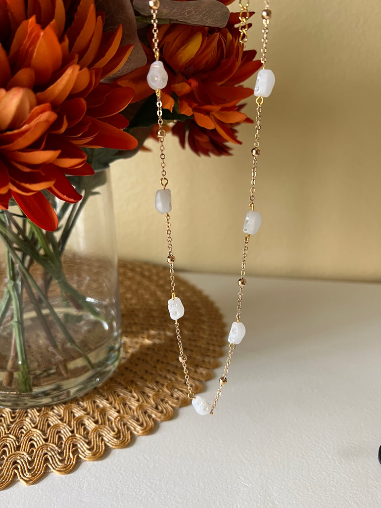 Calavera Delicada Dainty Skull Necklace - Oreja Linda