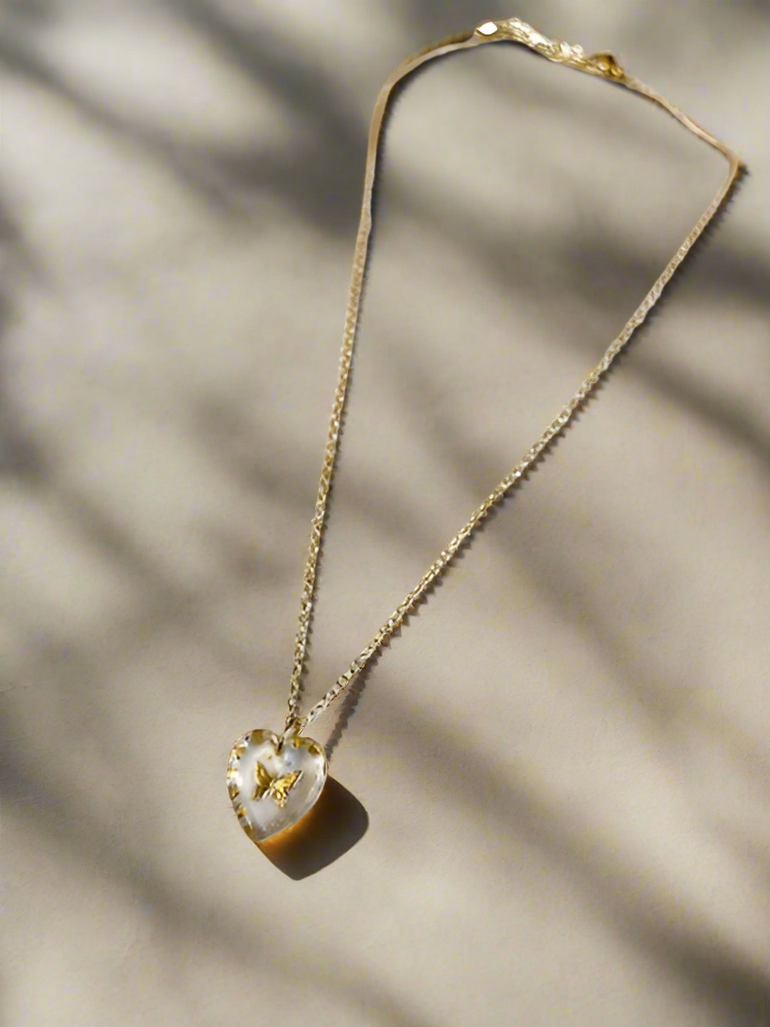 Alas de Amor Necklace - Oreja Linda