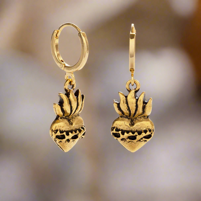 Luz De Vida Earrings - Oreja Linda