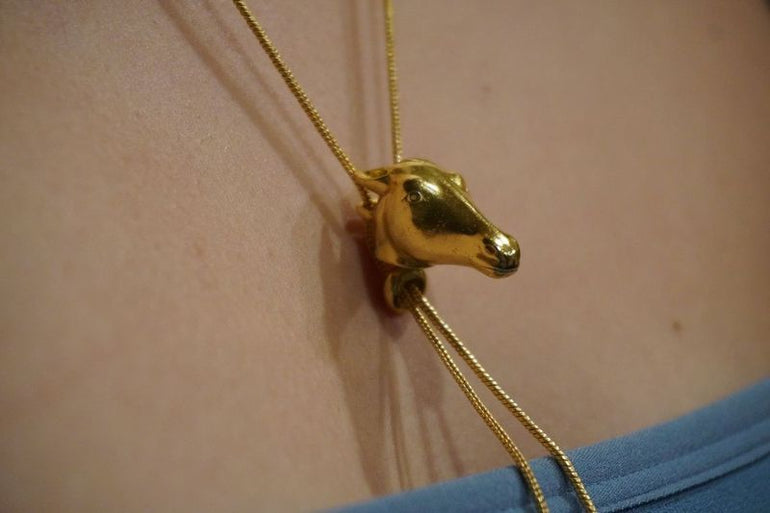 Espíritu de la Tierra Bolo Tie - Oreja Linda