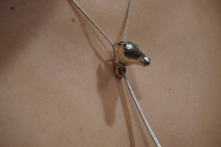 Espíritu de la Tierra Bolo Tie - Oreja Linda