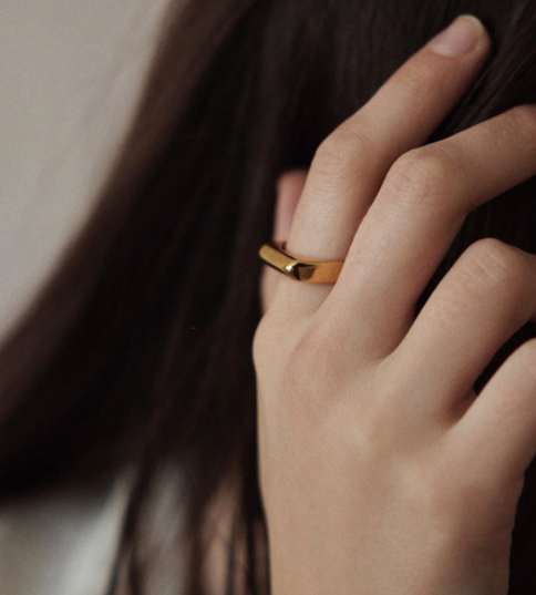 Guadalajara Gold Ring - Oreja Linda