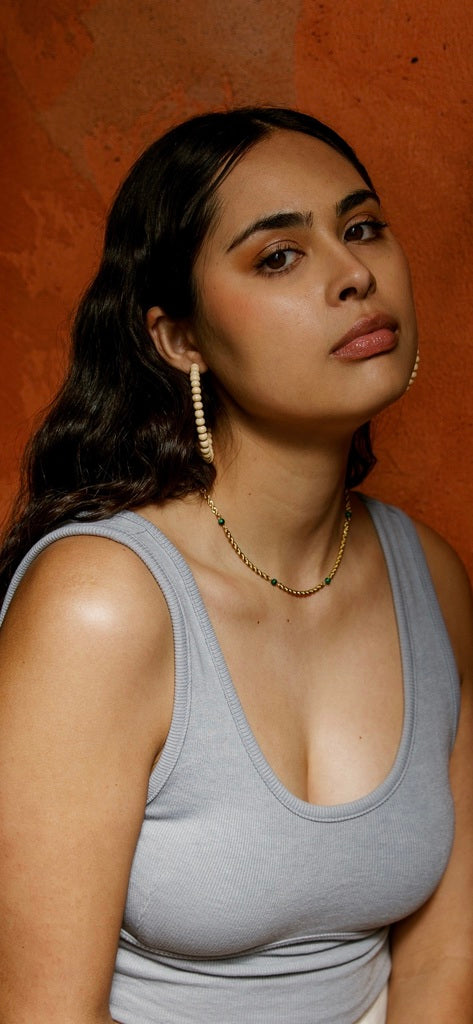 Desnuda - Oreja Linda