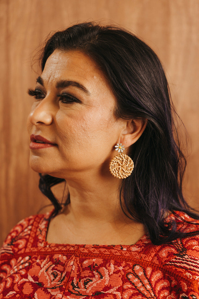 Florecita - Oreja Linda