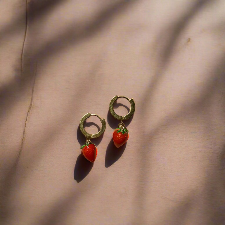 huggie dainty straberry earrings