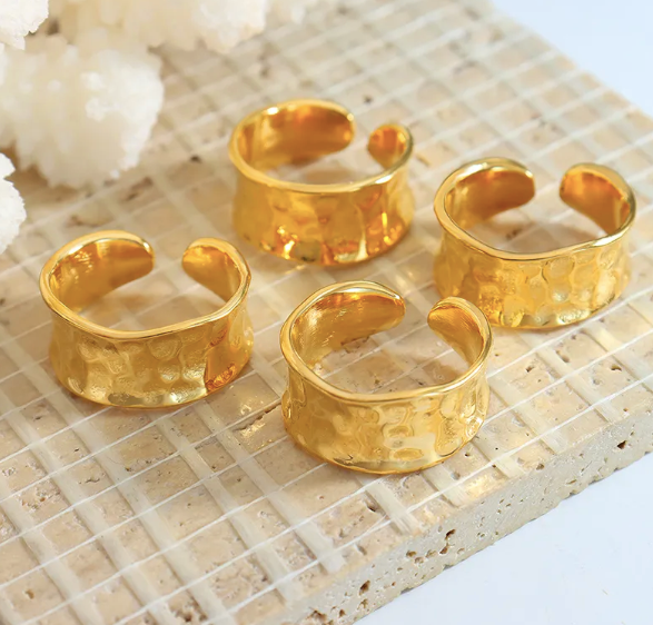 Oro martillado - Oreja Linda