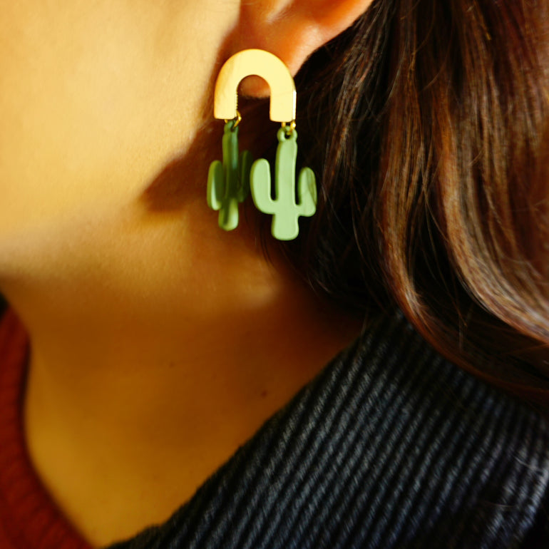 Flor De Desierto - Oreja Linda