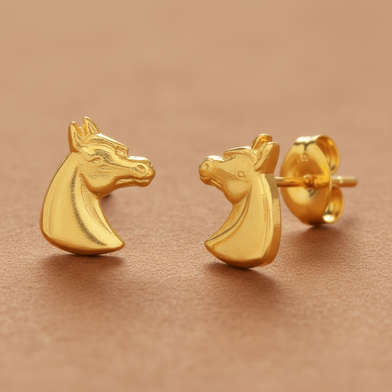 Celebrate strength and heritage with the Las Campeonas Stud Earrings. Gold-filled horse earrings inspired by Santa Anita memories, resilience, and timeless everyday styl